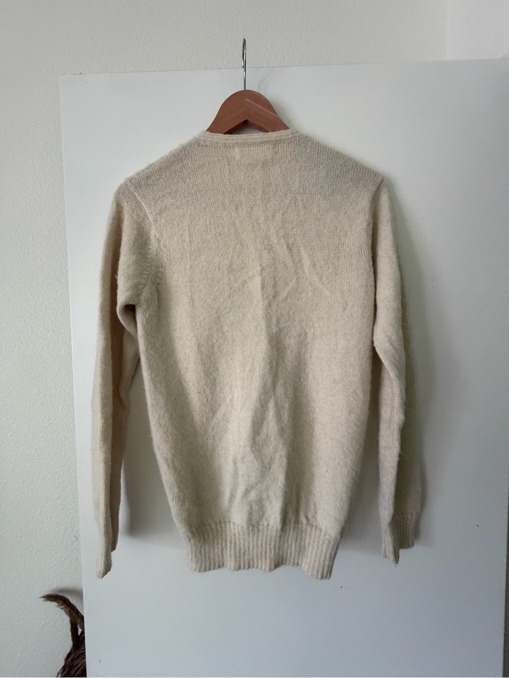 IOAN Undyed Alpaca Cardigan - Picture 4 of 4